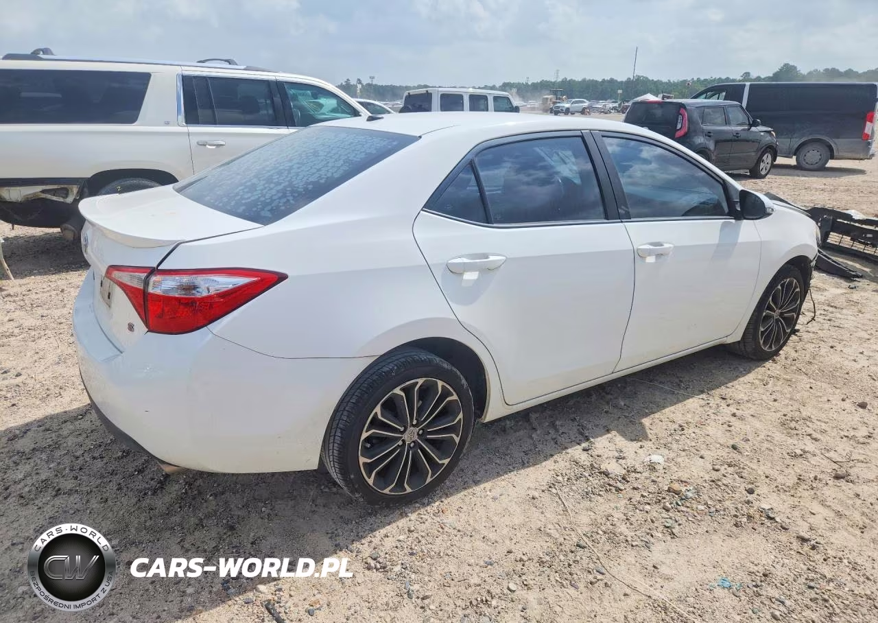 2015 Toyota Corolla S Plus VIN:5YFBURHE5FP307549 - 3