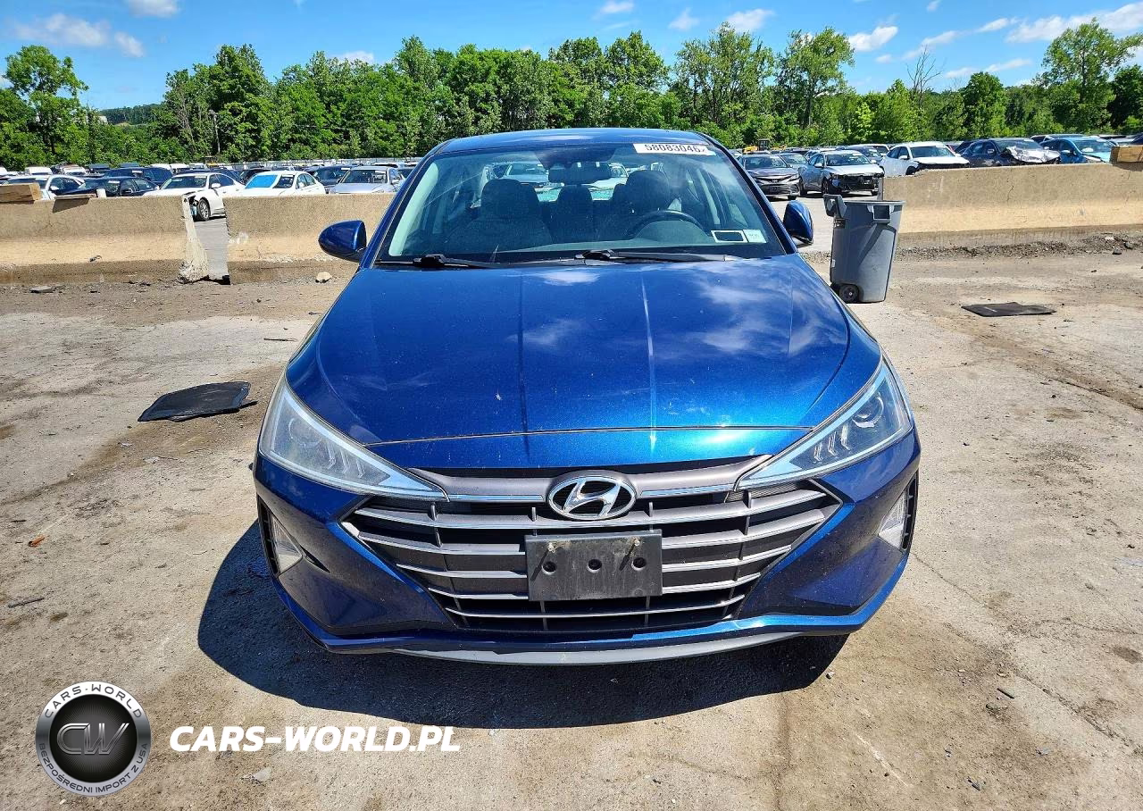 2019 Hyundai Elantra Value Edition VIN:5NPD84LF6KH454664 - 5