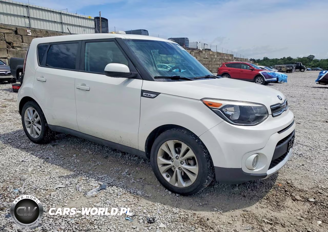2018 Kia Soul + VIN:KNDJP3A50J7568768 - 4