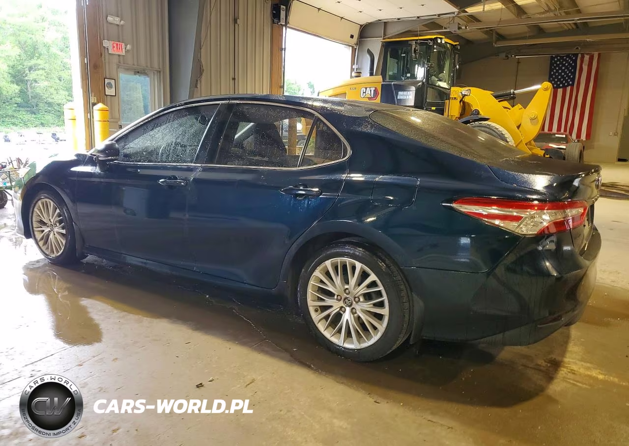 2018 Toyota Camry Xle VIN:4T1B11HK0JU645576 - 2