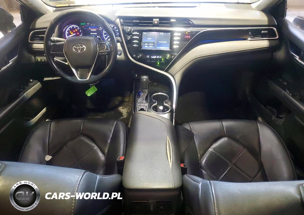 2018 Toyota Camry Xle VIN:4T1B11HK0JU645576 - 8