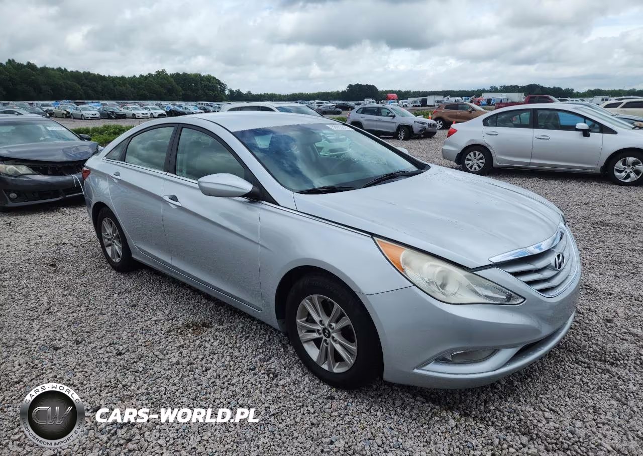 2013 Hyundai Sonata Gls VIN:5NPEB4AC0DH728085 - 4