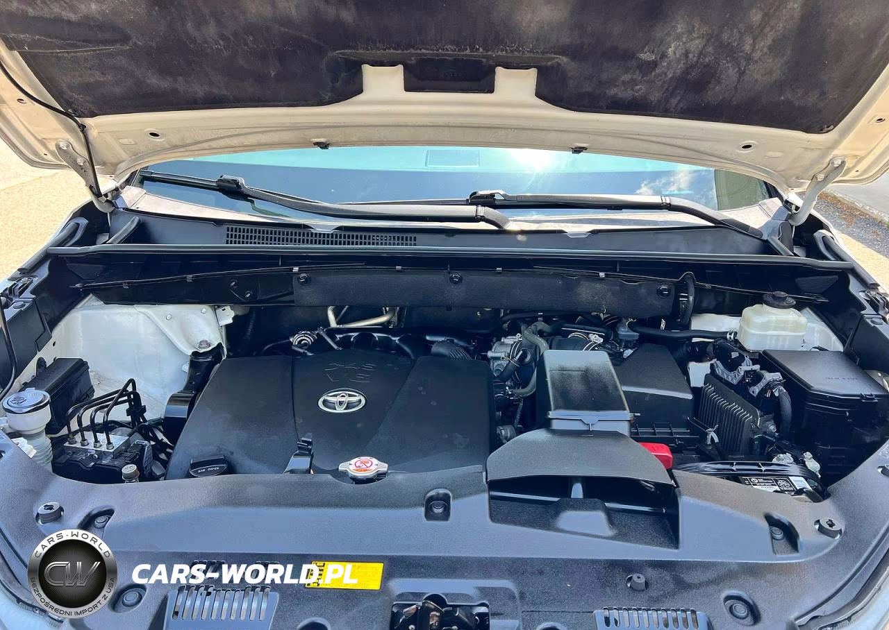 2018 Toyota Highlander Limited VIN:5TDDZRFH2JS908604 - 7