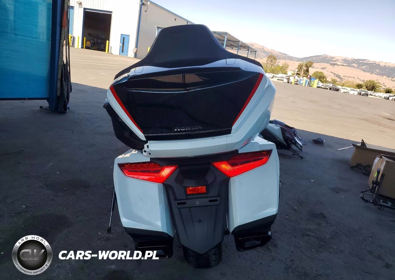 2024 Honda Gl1800 D VIN:JH2SC7956RK601462 - 4
