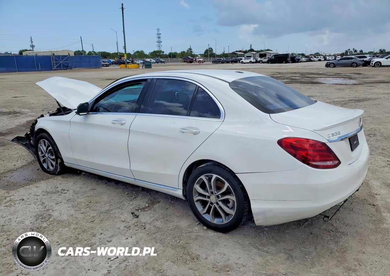 2016 Mercedes-Benz C 300 4Matic VIN:55SWF4KB3GU111683 - 2