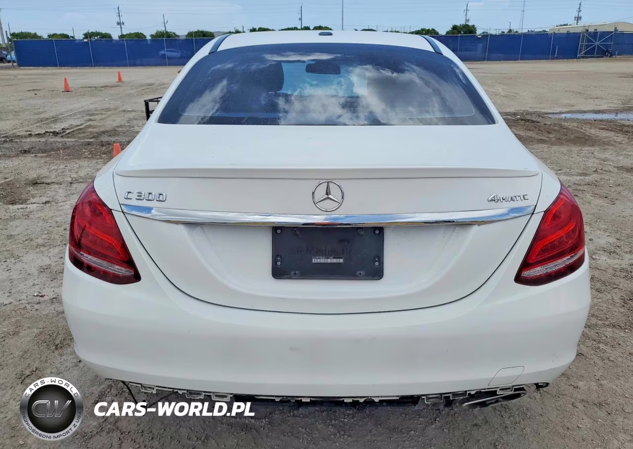 2016 Mercedes-Benz C 300 4Matic VIN:55SWF4KB3GU111683 - 6