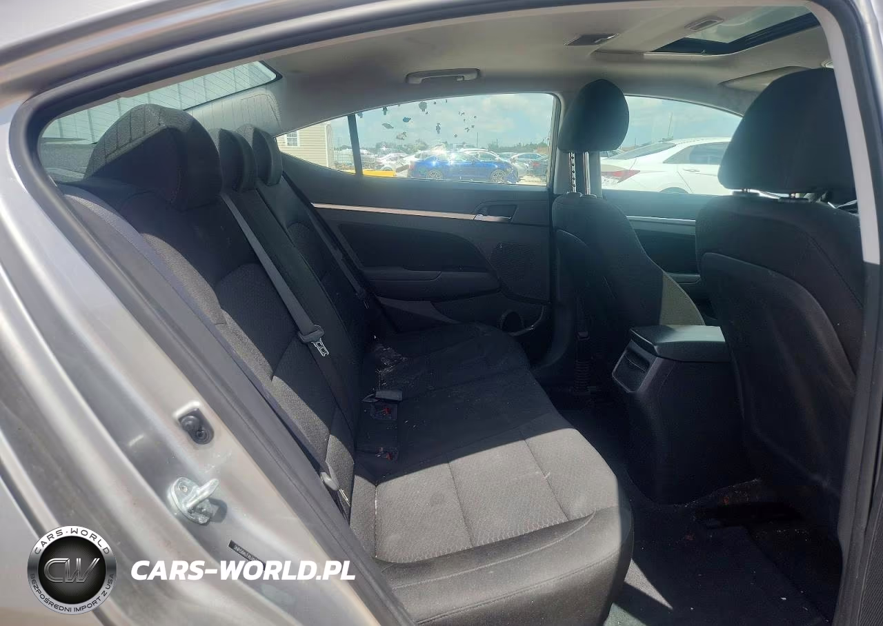 2020 Hyundai Elantra Value Edition VIN:5NPD84LFXLH590121 - 10