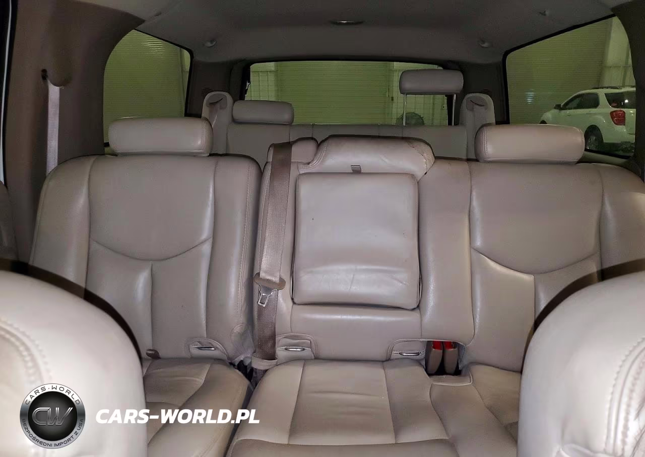 2005 Chevrolet Suburban K1500 VIN:3GNFK16Z75G230046 - 10