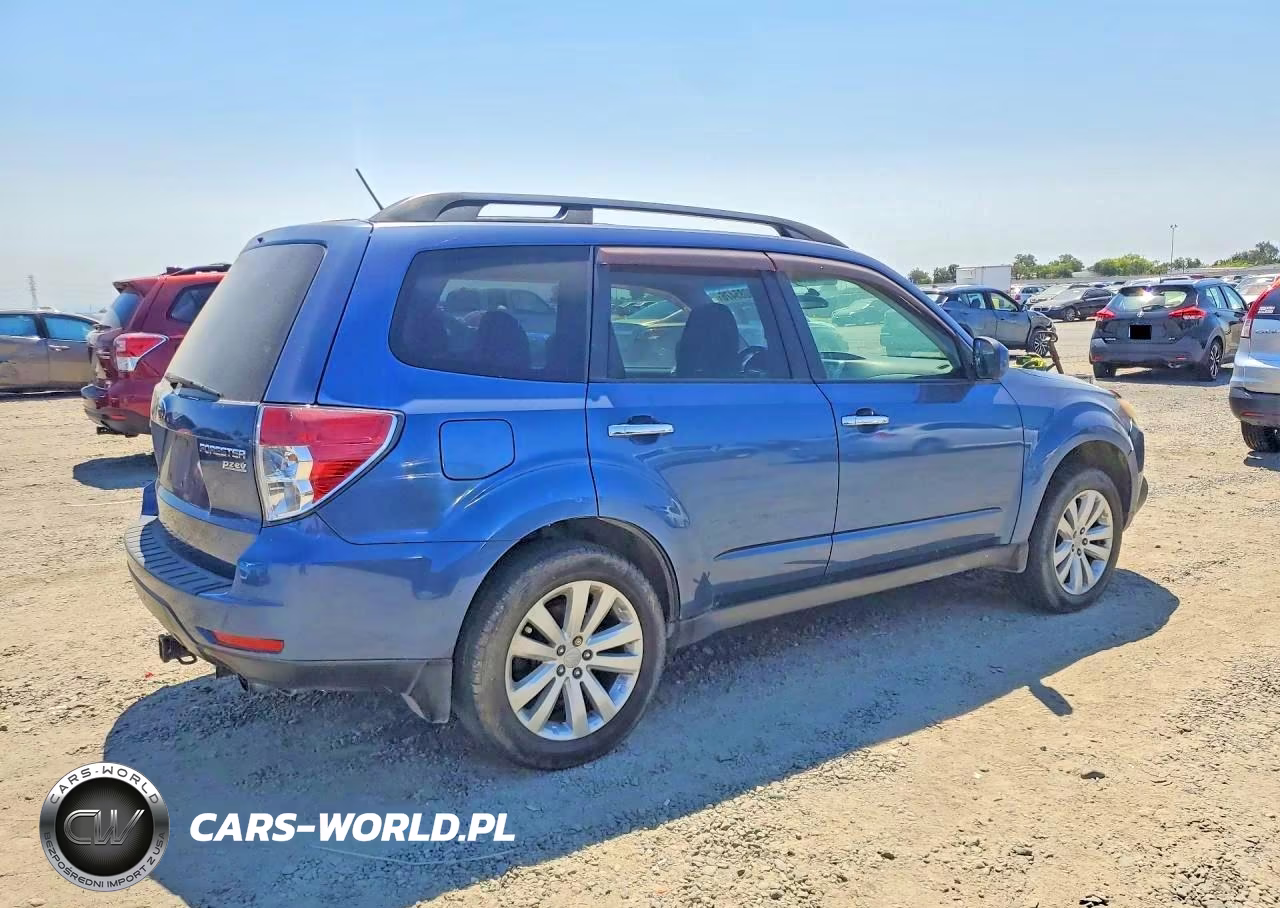 2012 Subaru Forester Limited VIN:JF2SHAEC4CH469738 - 3
