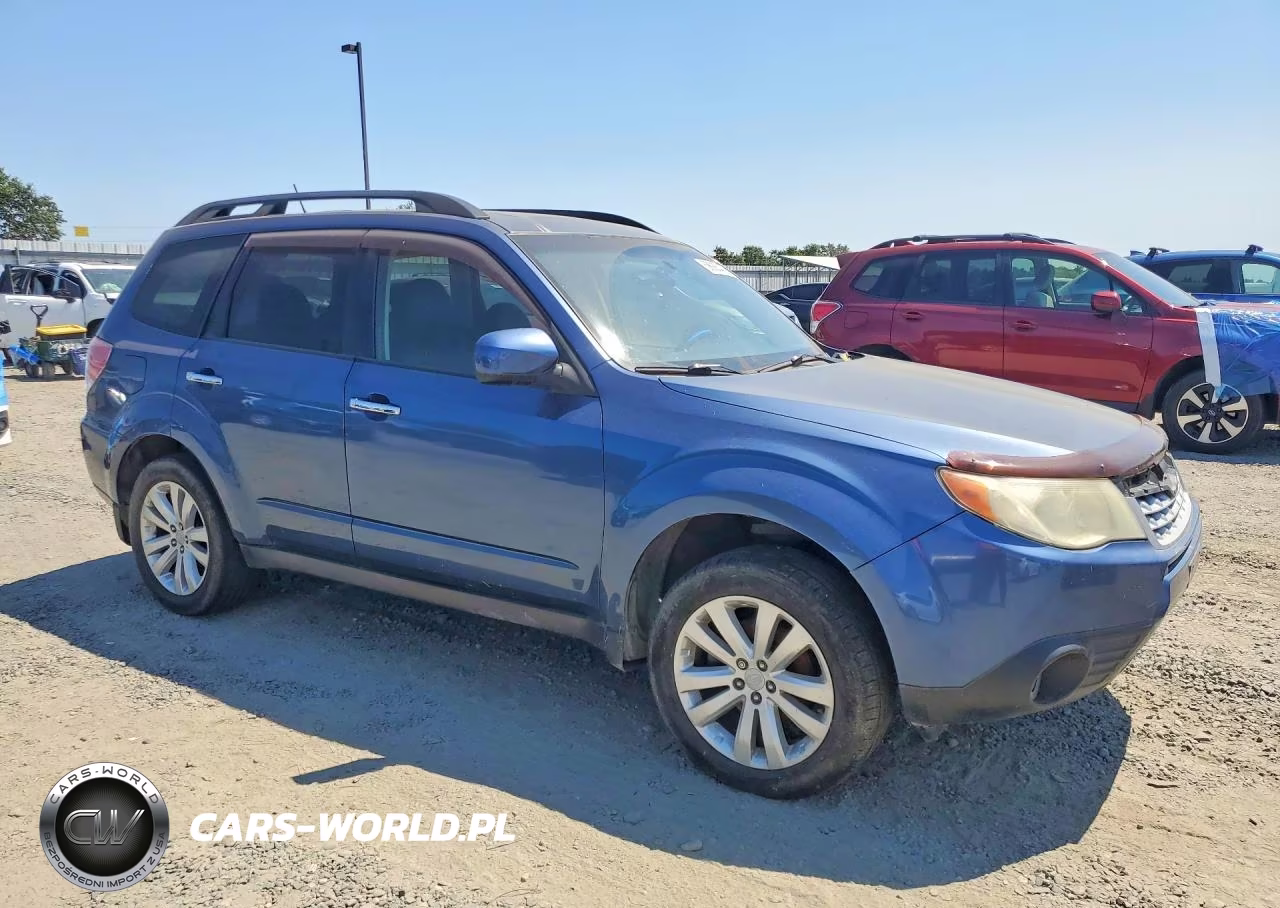 2012 Subaru Forester Limited VIN:JF2SHAEC4CH469738 - 4