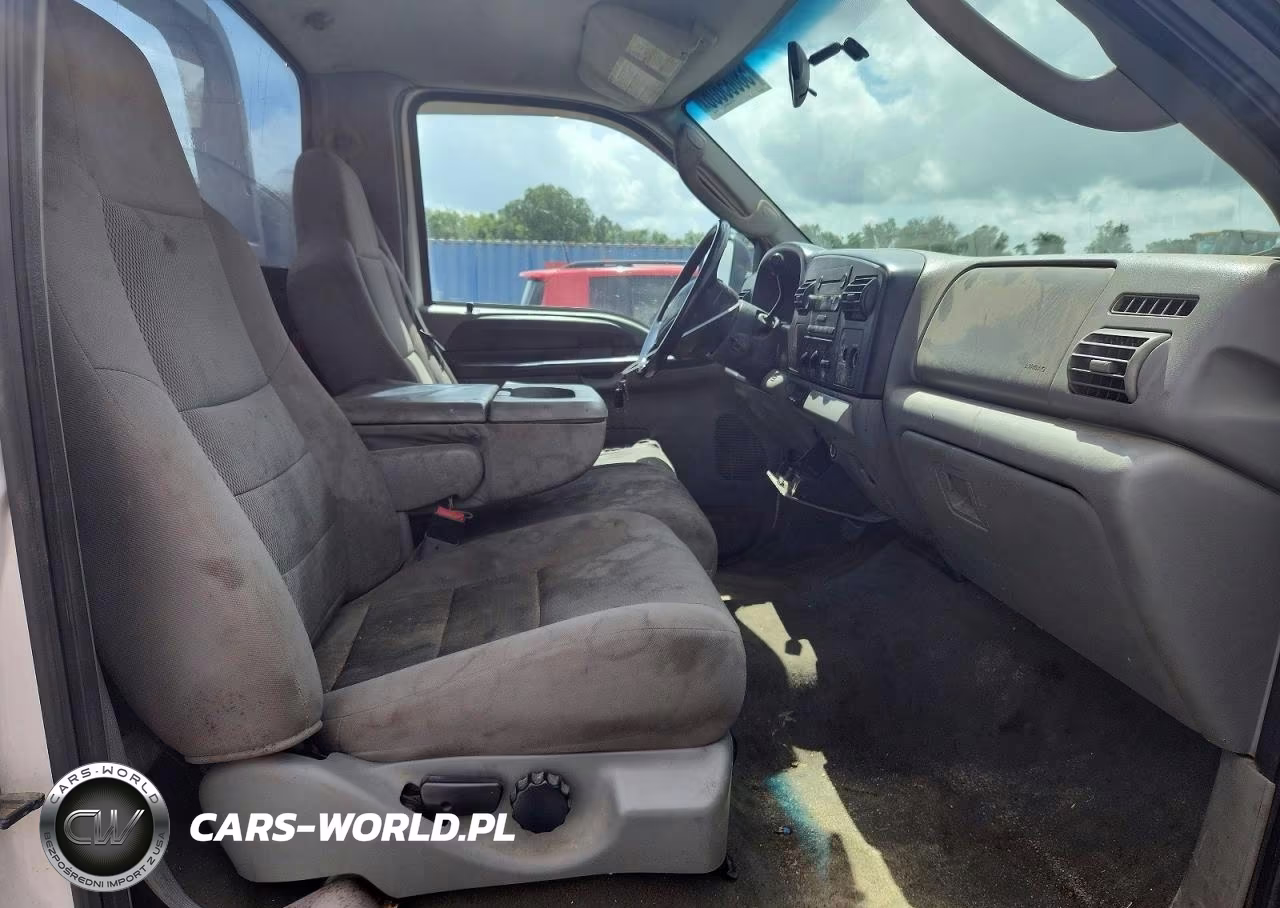 2005 Ford F550 Super Duty VIN:1FDAF56P25EB90023 - 5