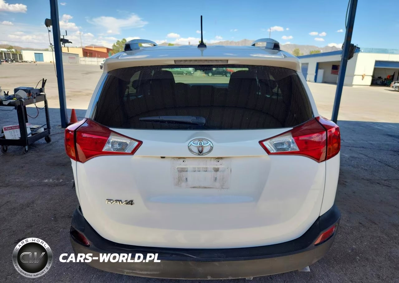 2015 Toyota Rav4 Xle VIN:2T3WFREV7FW226543 - 6
