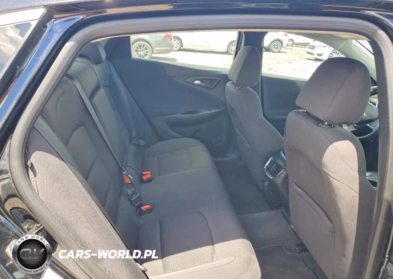 2017 Chevrolet Malibu Lt VIN:1G1ZE5ST9HF238234 - 10