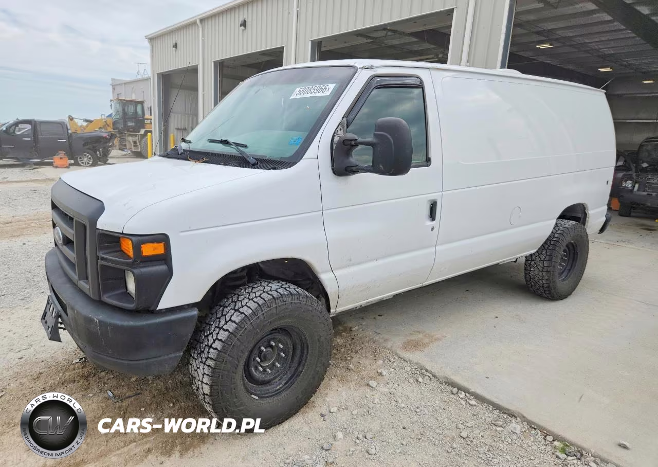2013 Ford Econoline E350 Super Duty Van