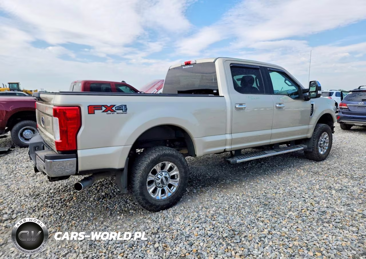 2017 Ford F350 Super Duty VIN:1FT8W3B66HEE14239 - 3