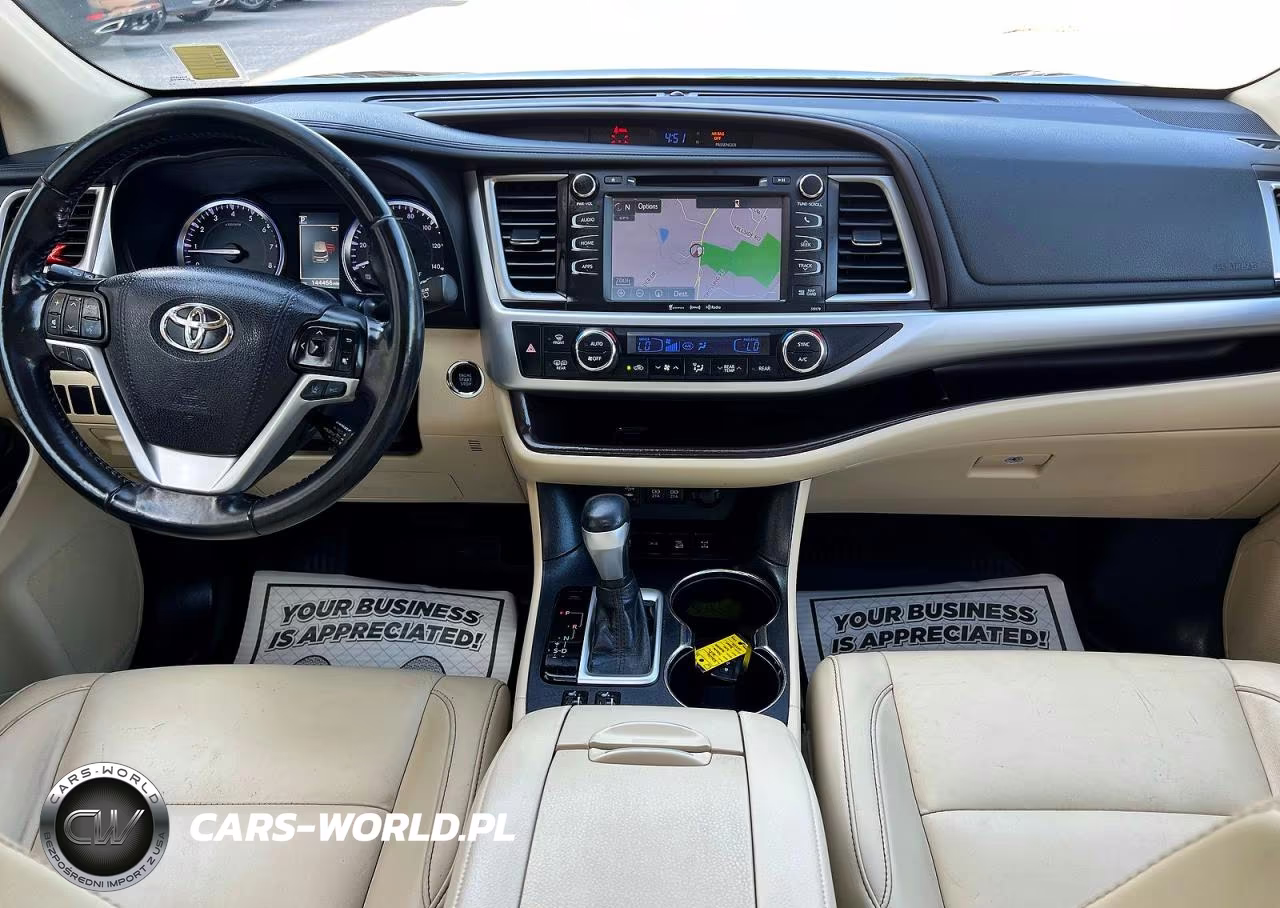 2018 Toyota Highlander Xle VIN:5TDJZRFH6JS558378 - 9