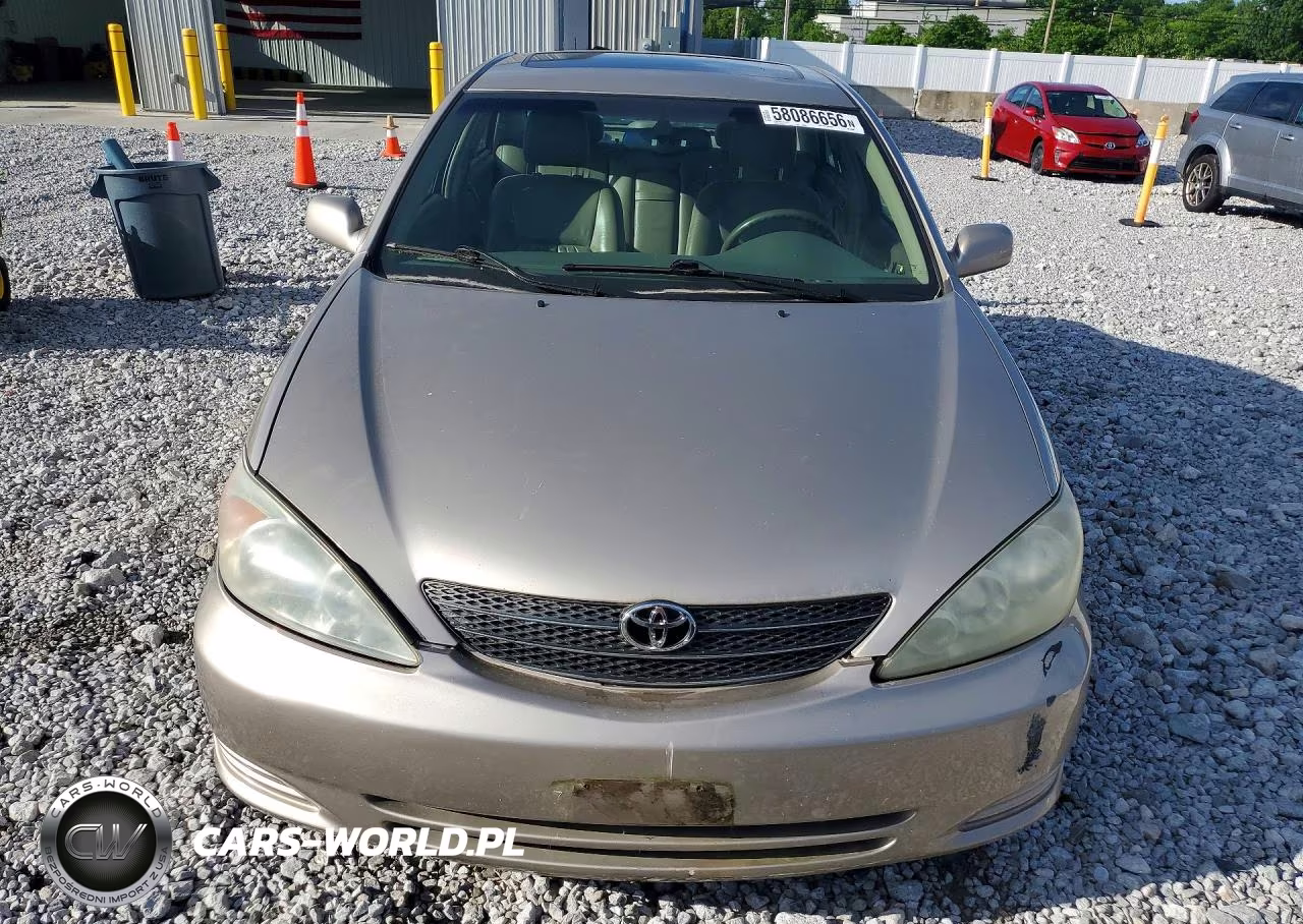 2002 Toyota Camry Xle V6 VIN:4T1BF32K82U530036 - 5