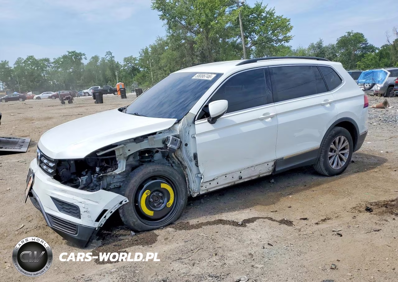 2018 Volkswagen Tiguan Se VIN:3VV2B7AX3JM099341 - 1