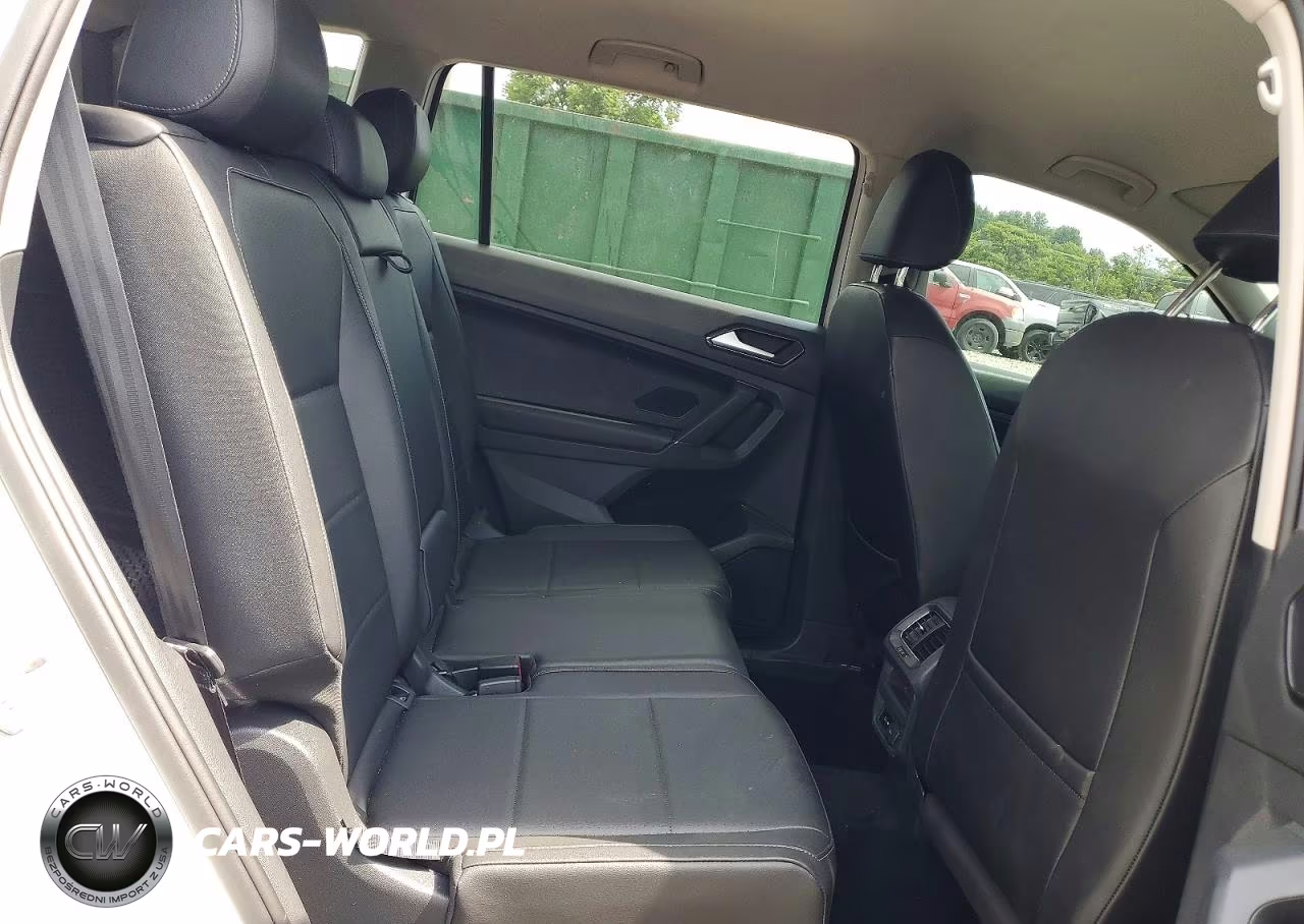 2018 Volkswagen Tiguan Se VIN:3VV2B7AX3JM099341 - 11