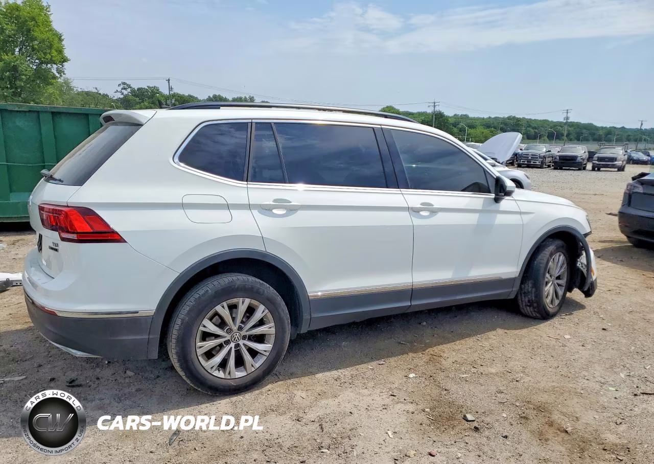 2018 Volkswagen Tiguan Se VIN:3VV2B7AX3JM099341 - 3
