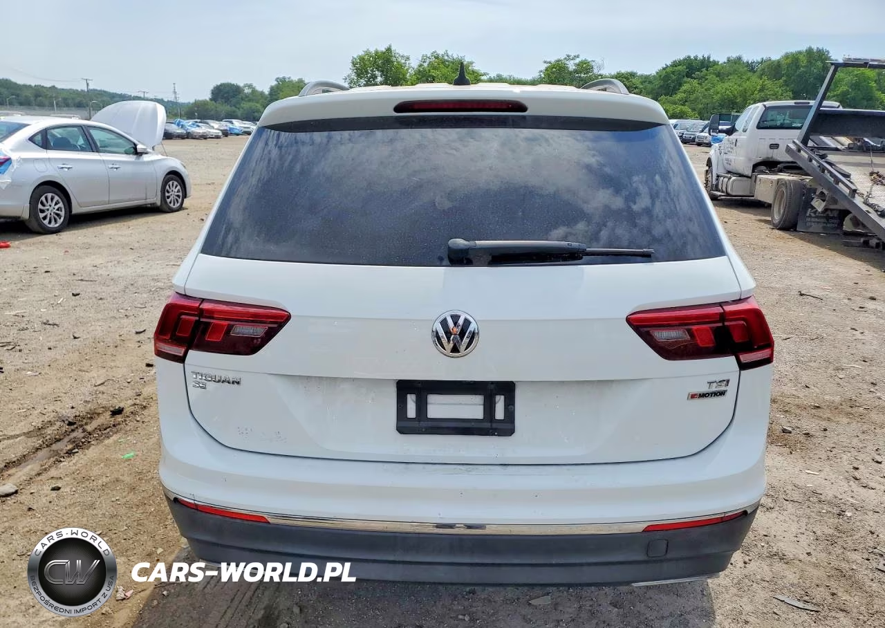 2018 Volkswagen Tiguan Se VIN:3VV2B7AX3JM099341 - 6