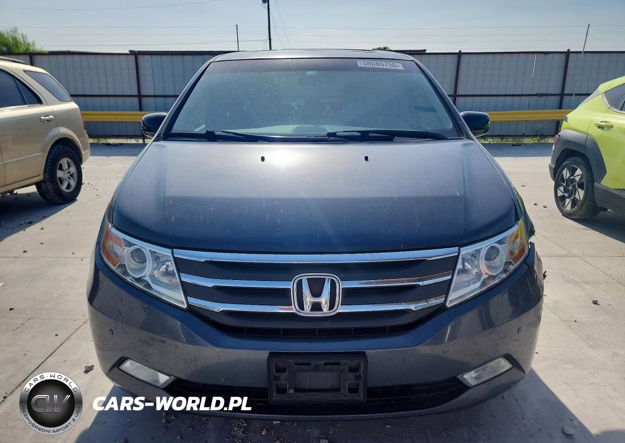 2012 Honda Odyssey Touring VIN:5FNRL5H97CB127736 - 5