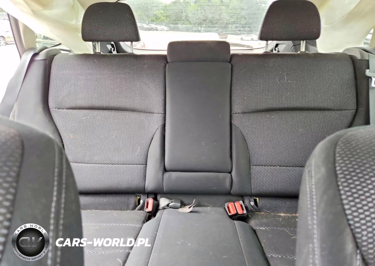 2016 Subaru Outback 2.5I Premium VIN:4S4BSBDC5G3305579 - 10