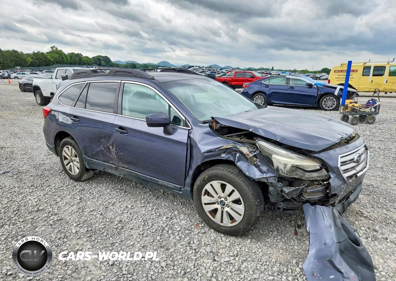 2016 Subaru Outback 2.5I Premium VIN:4S4BSBDC5G3305579 - 4