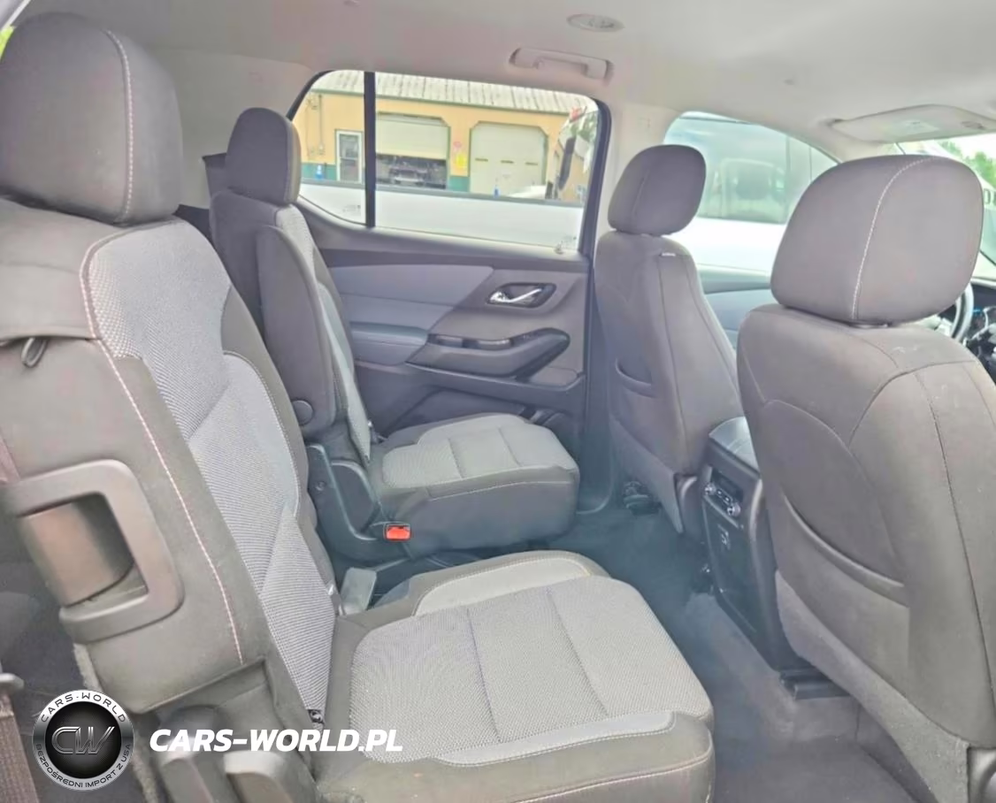 2019 Chevrolet Traverse Lt VIN:1GNEVGKW3KJ260544 - 10