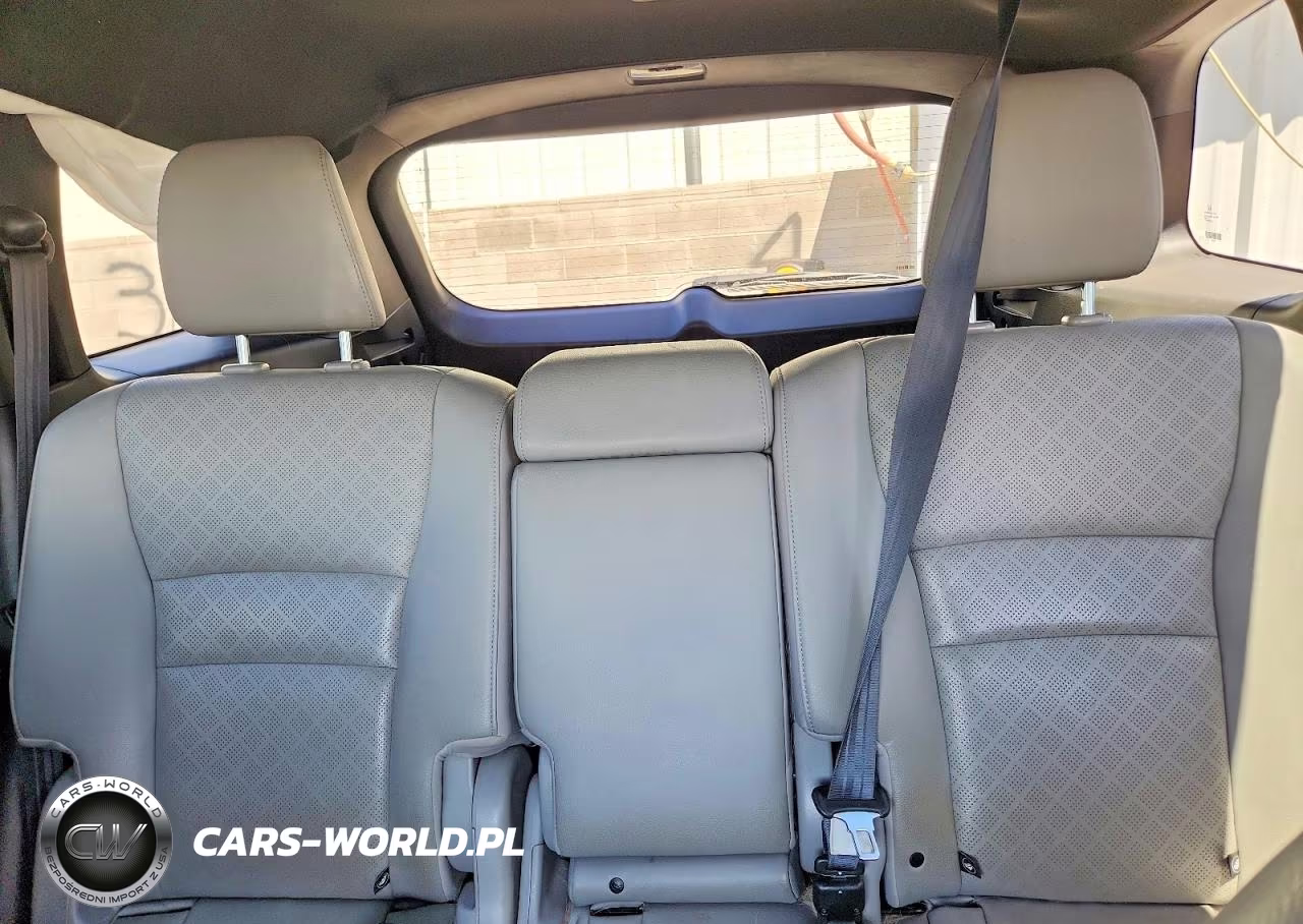 2019 Honda Passport Elite VIN:5FNYF8H01KB014899 - 10