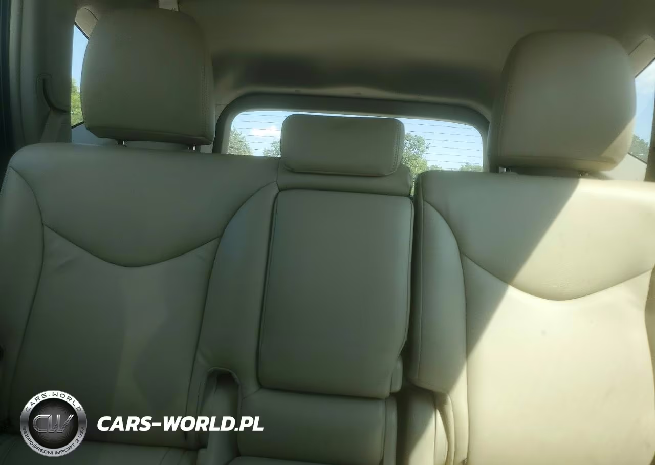 2013 Toyota Prius V Two VIN:JTDZN3EU1D3197075 - 10