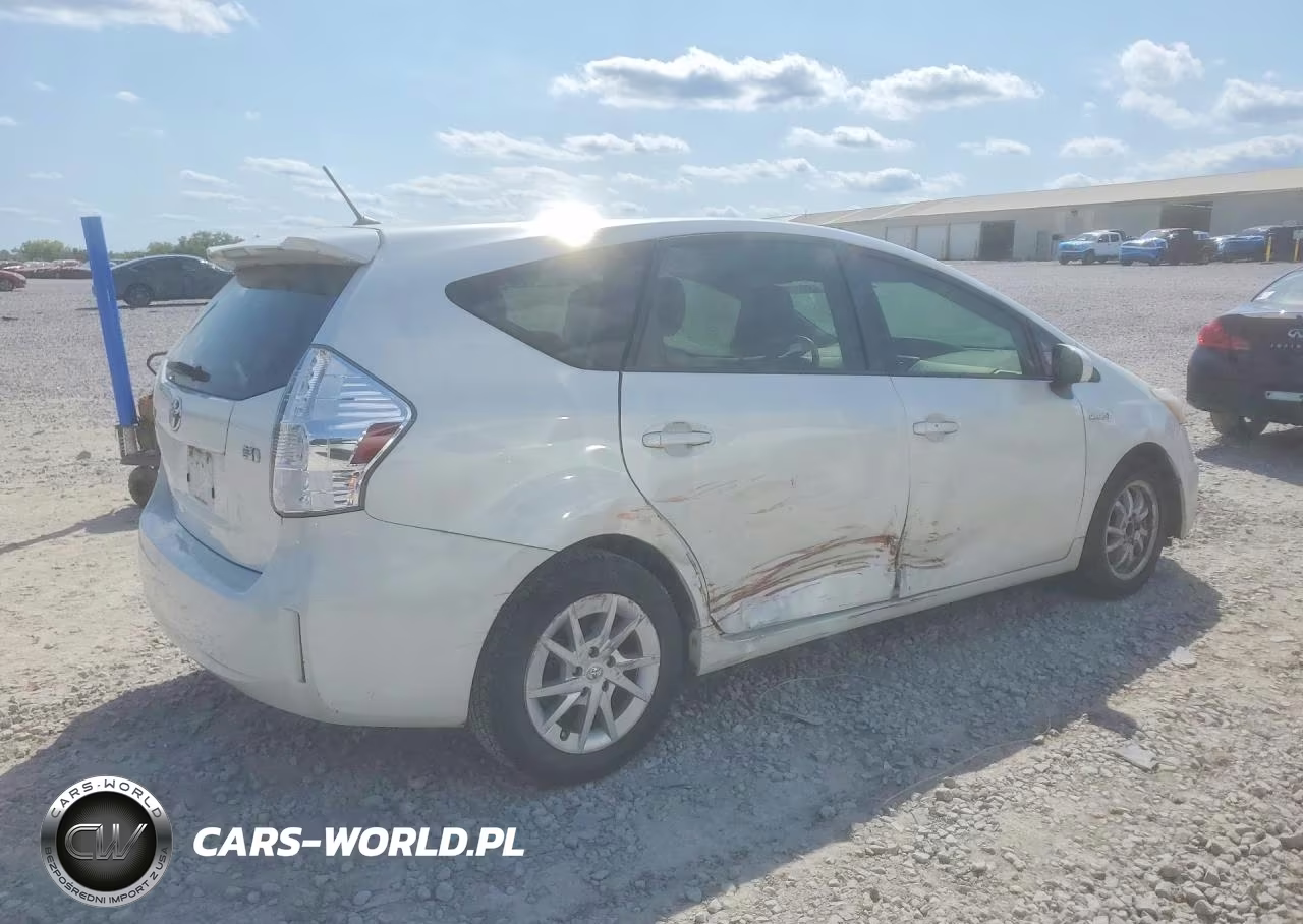 2013 Toyota Prius V Two VIN:JTDZN3EU1D3197075 - 3