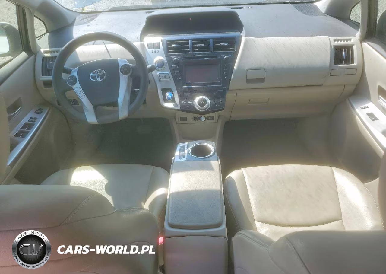2013 Toyota Prius V Two VIN:JTDZN3EU1D3197075 - 8