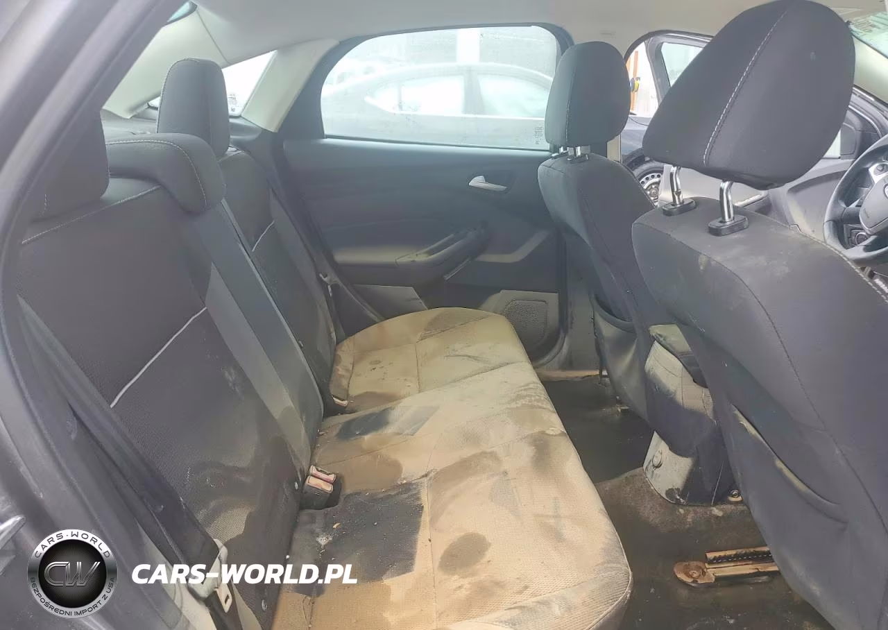 2014 Ford Focus VIN:1FADP3F29EL415661 - 10