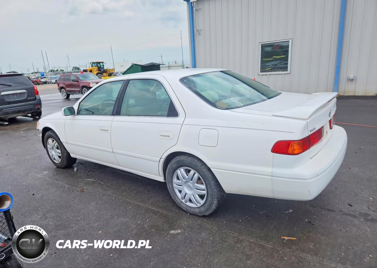 2000 Toyota Camry Le VIN:JT2BG22K3Y0498536 - 2