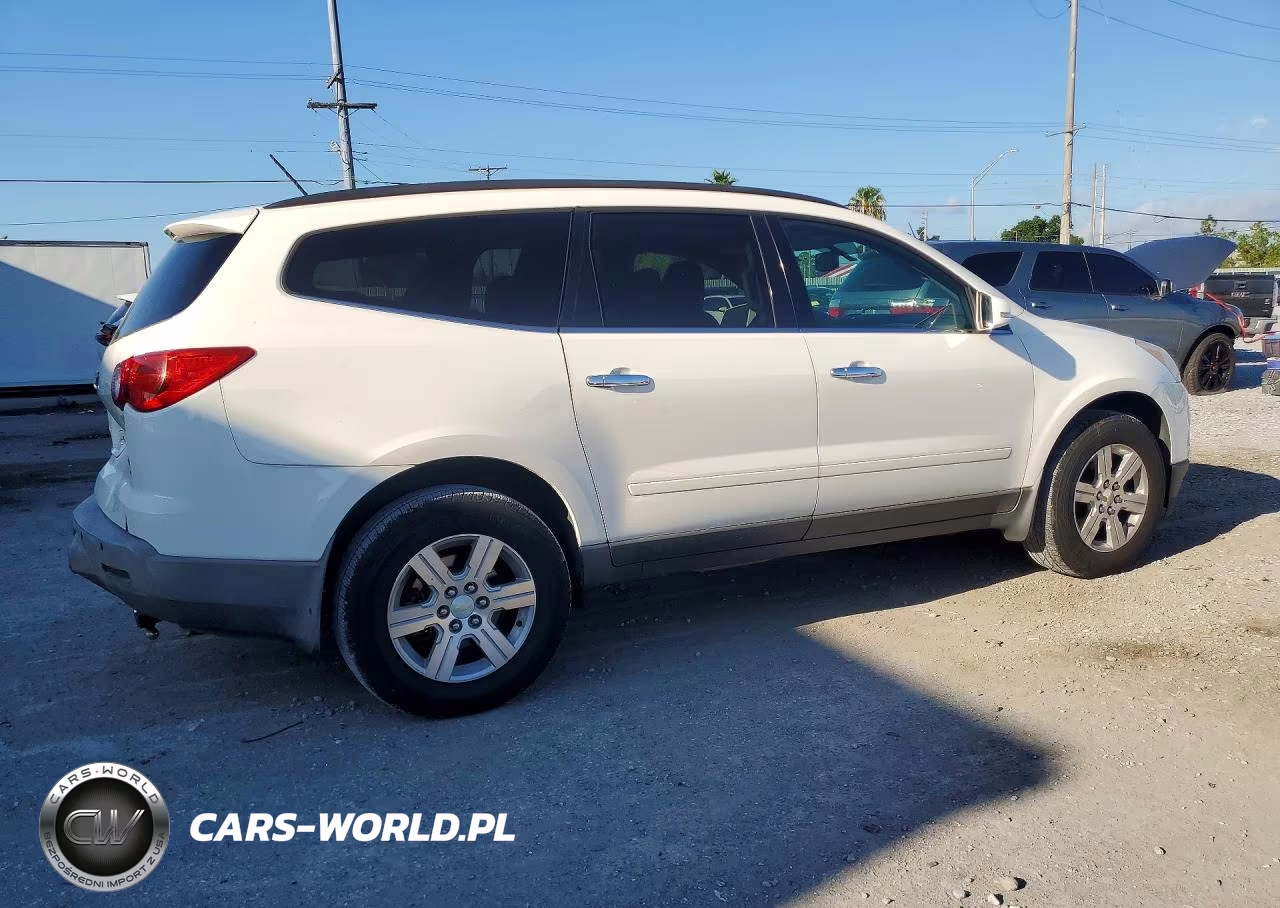 2010 Chevrolet Traverse Lt VIN:1GNLRFED3AJ210306 - 3