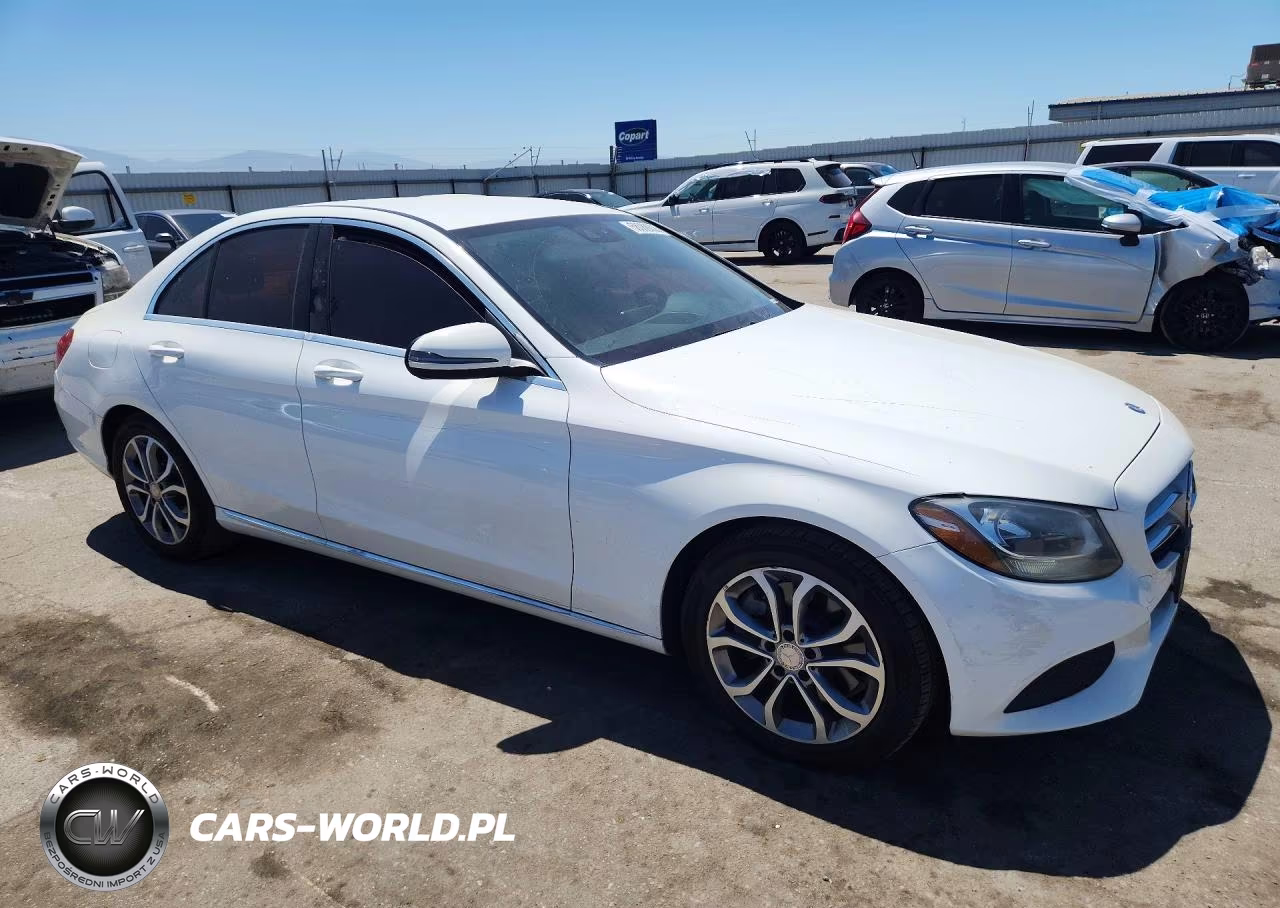 2016 Mercedes-Benz C 300 VIN:55SWF4JB5GU151846 - 4