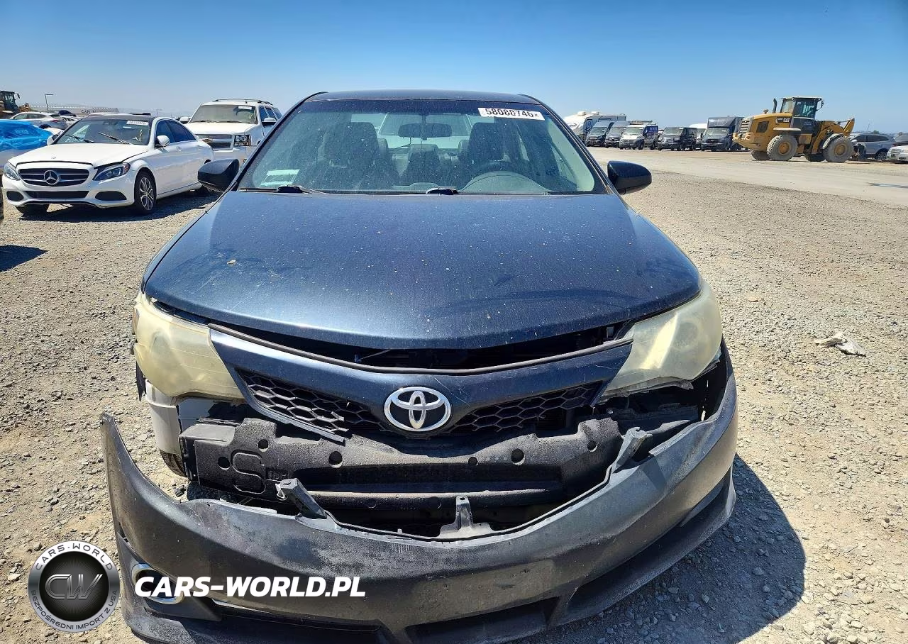 2014 Toyota Camry L VIN:4T1BF1FK0EU857467 - 5