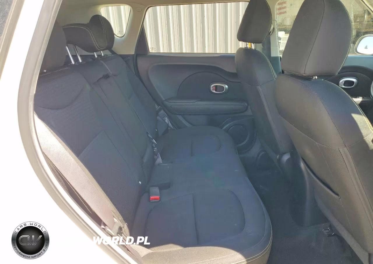 2016 Kia Soul + VIN:KNDJP3A57G7268511 - 11