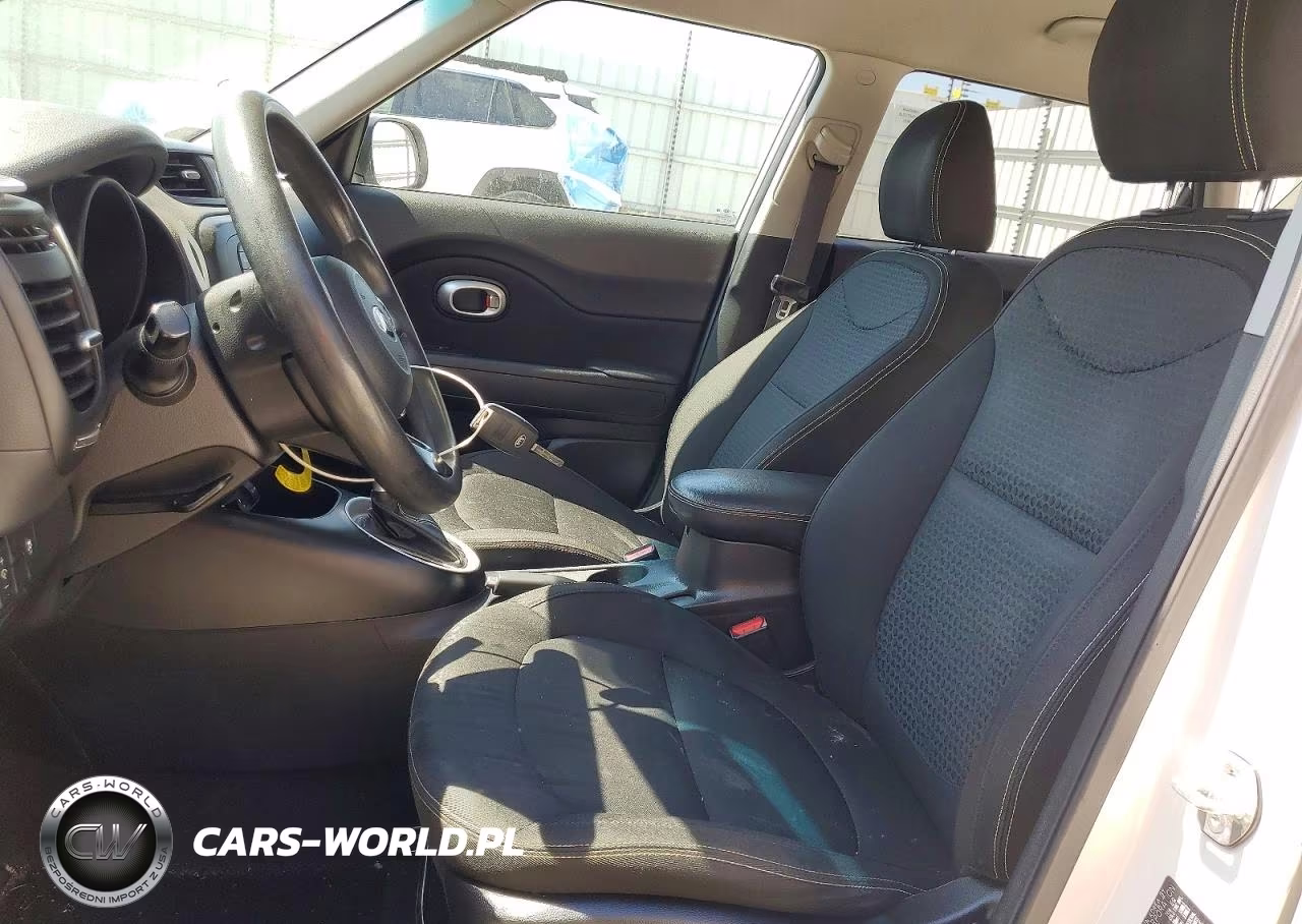2016 Kia Soul + VIN:KNDJP3A57G7268511 - 7