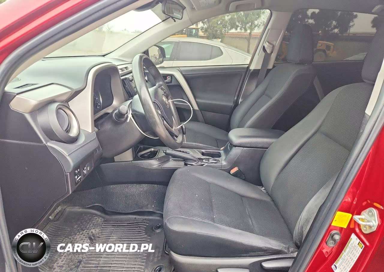 2018 Toyota Rav4 Le VIN:2T3ZFREV2JW494549 - 7