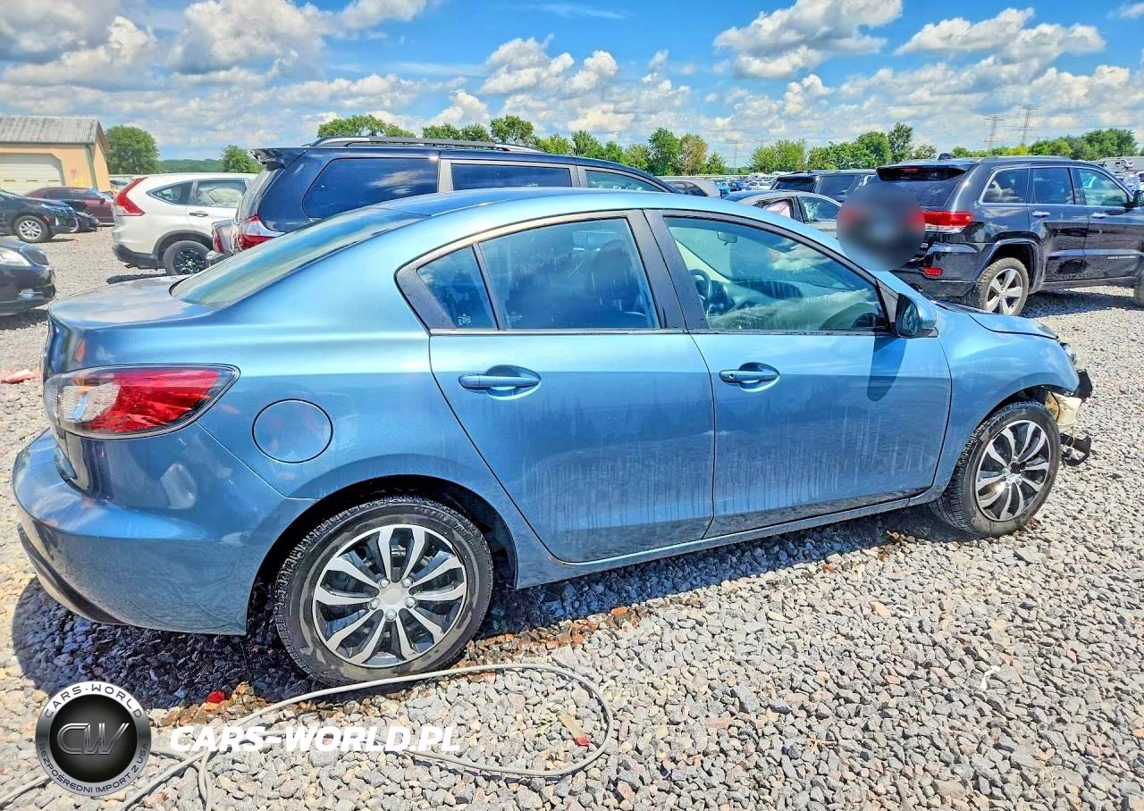 2011 Mazda 3 I VIN:JM1BL1UF0B1449552 - 3