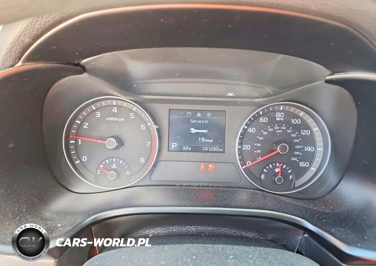 2019 Kia Forte Lxs VIN:3KPF24AD4KE007167 - 9