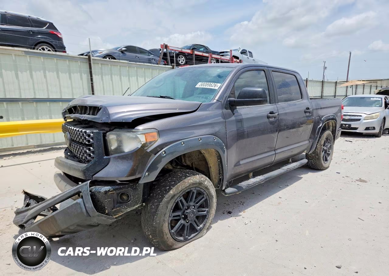 2018 Toyota Tundra Crewmax Sr5