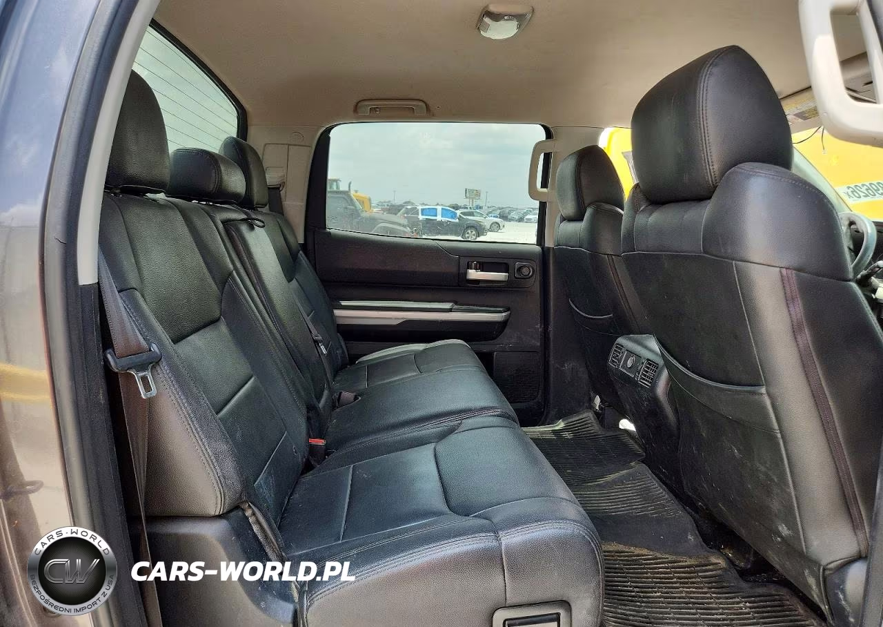 2018 Toyota Tundra Crewmax Sr5 VIN:5TFDW5F13JX702044 - 10