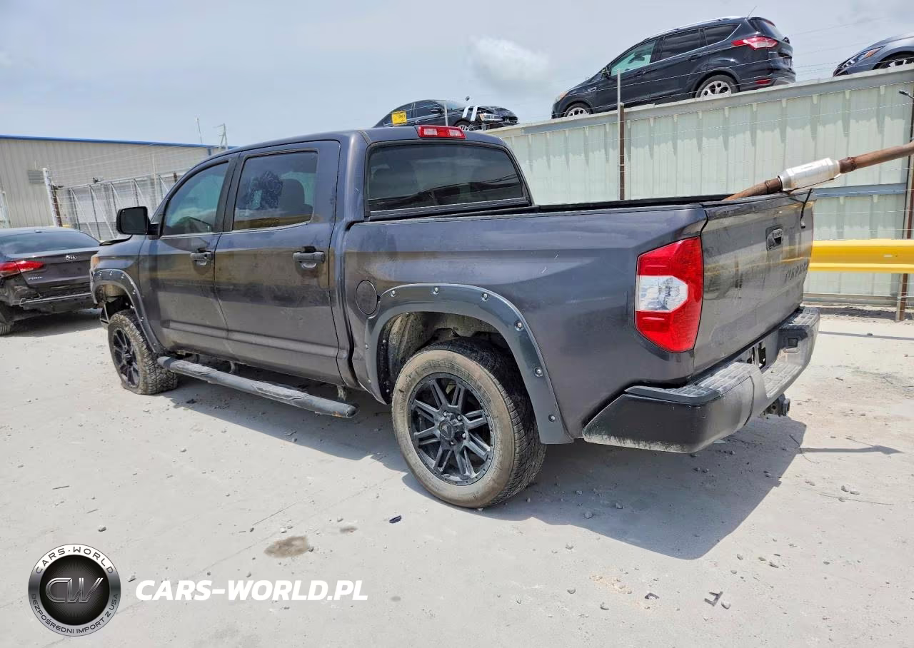 2018 Toyota Tundra Crewmax Sr5 VIN:5TFDW5F13JX702044 - 2