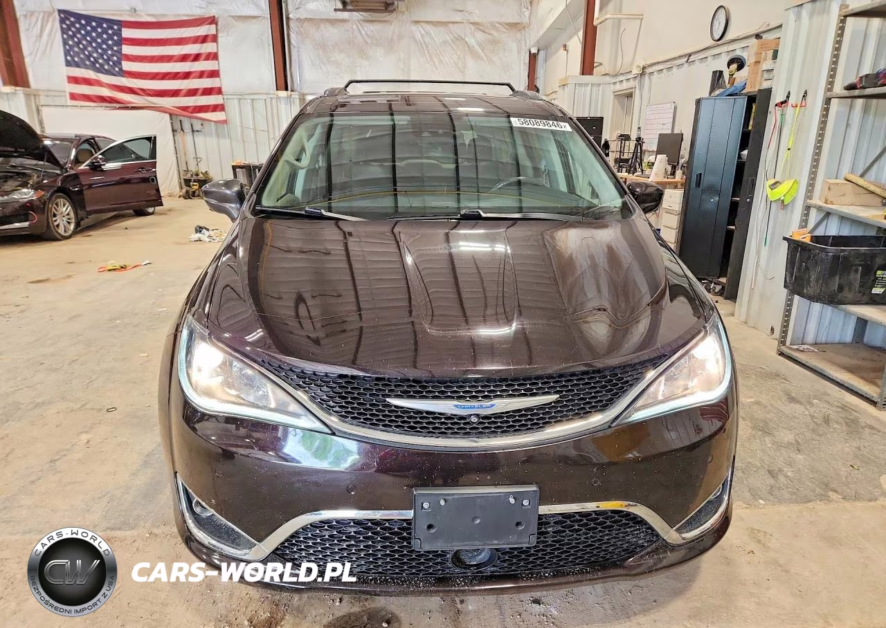 2018 Chrysler Pacifica Touring L VIN:2C4RC1BG6JR270002 - 5