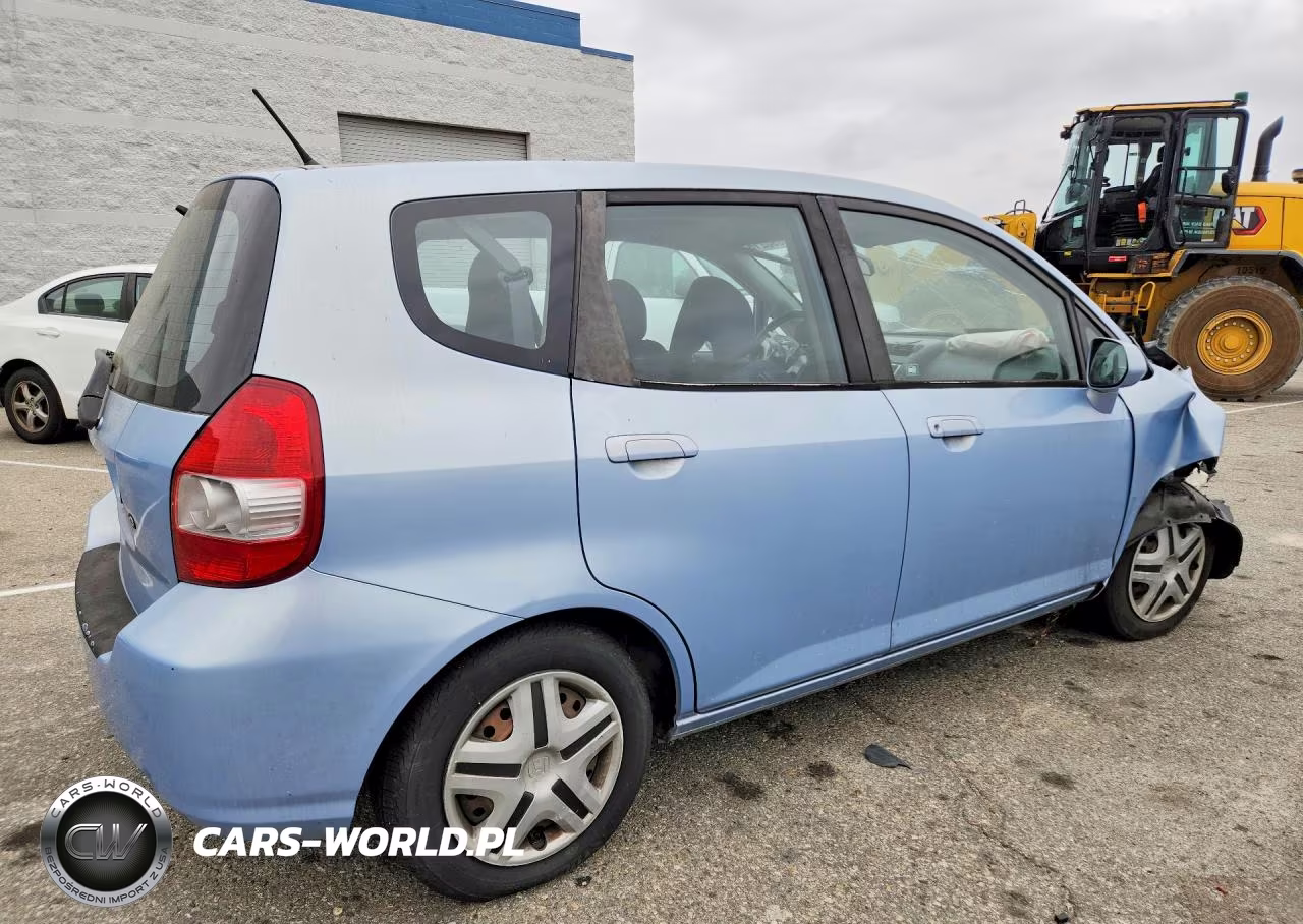 2008 Honda Fit VIN:JHMGD38498S029636 - 3
