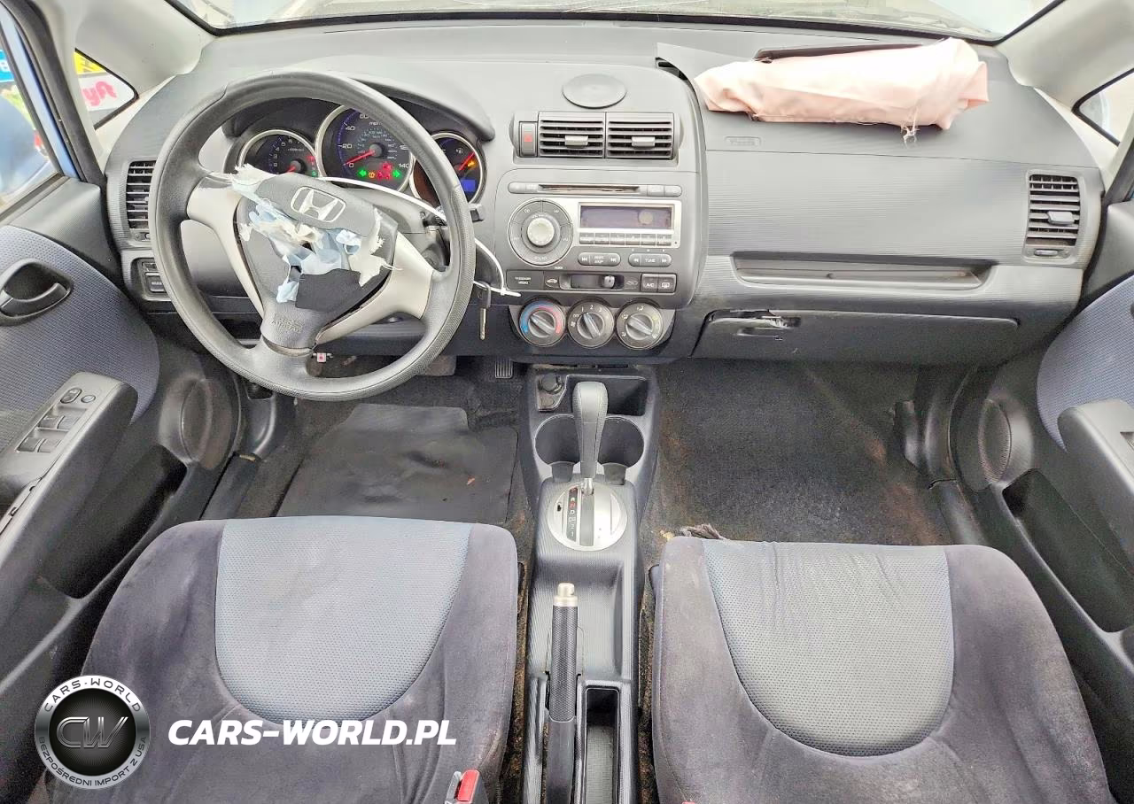 2008 Honda Fit VIN:JHMGD38498S029636 - 8