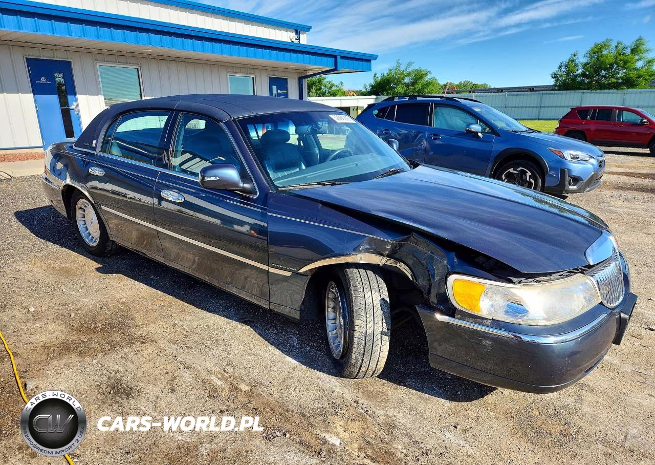 1998 Lincoln Town Car Executive VIN:1LNFM81W5WY639769 - 4